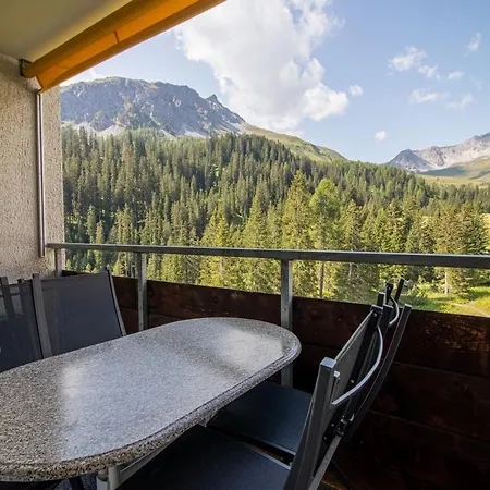 Rothornblick 39 By アパート